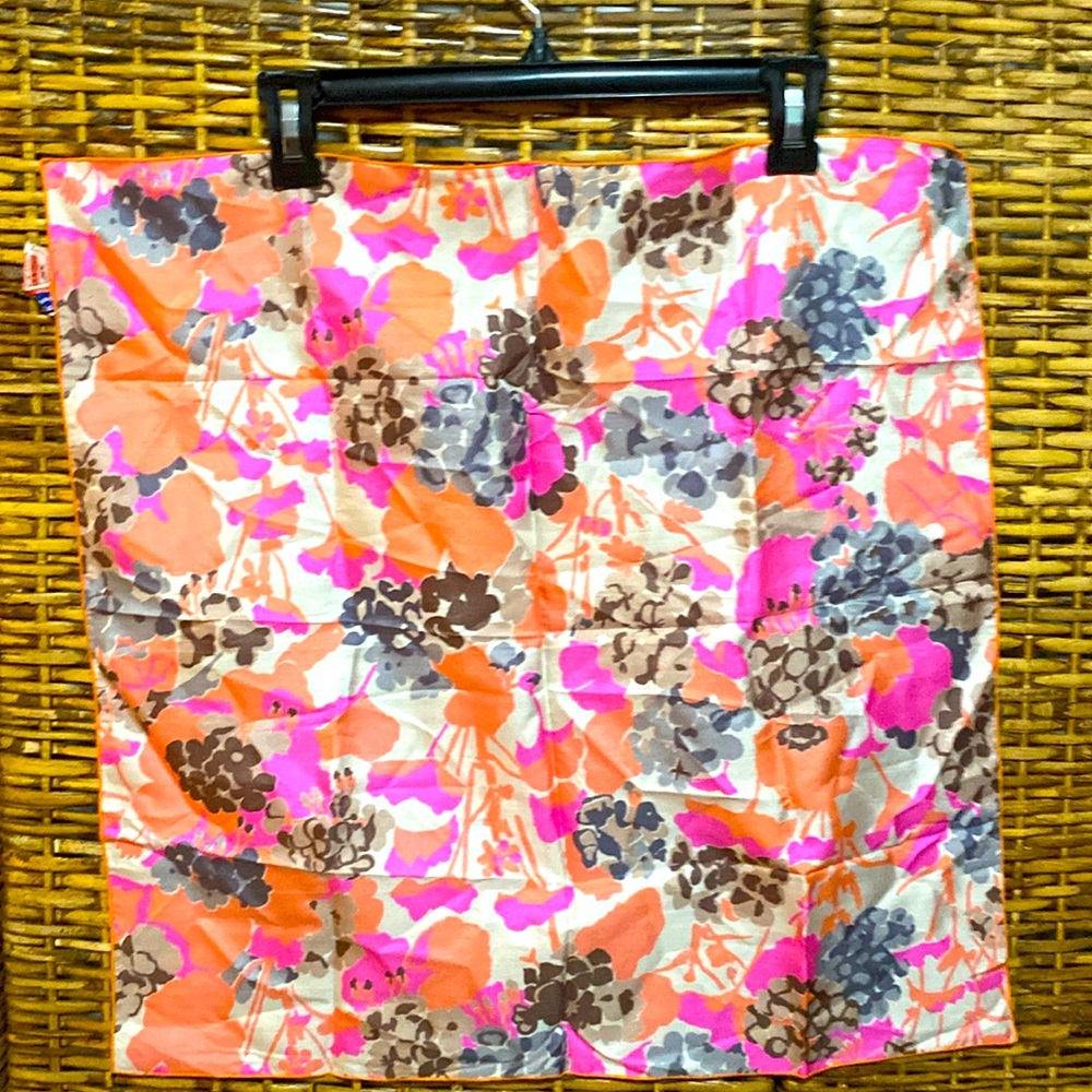 Ray Strauss vintage pink, orange, gray silk scarf made in USA 
21” x 21“ square